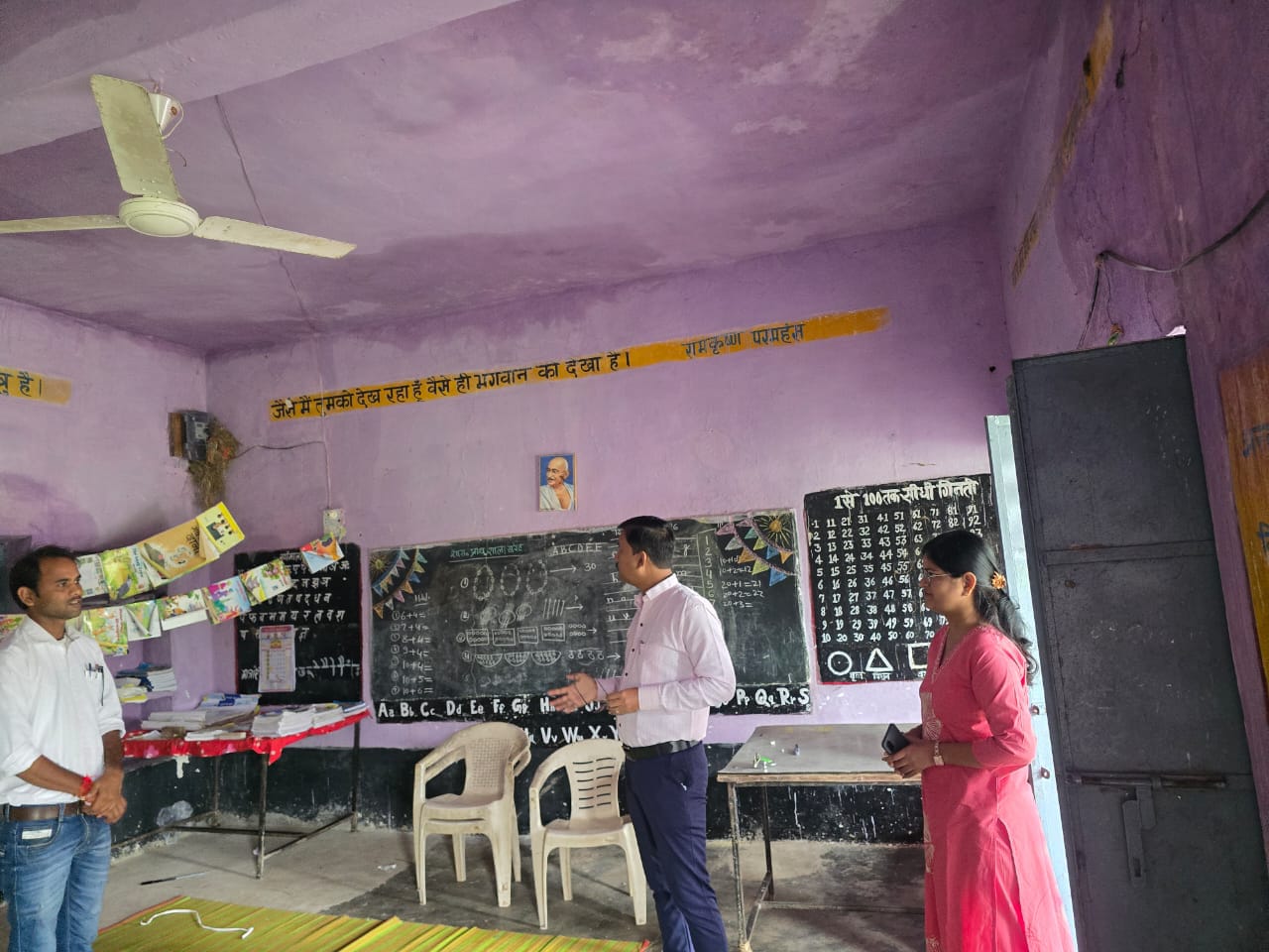 अनुविभागीय अधिकारी ने पटेरा क्षेत्र में शासकीय स्कूलो का किया निरीक्षण
